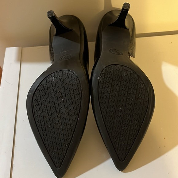 NWOT MICHAEL KORS NATHALIE FLEX HIGH HEEL PUMP POINTY TOE DRESS BLACK PATENT - Picture 7 of 7